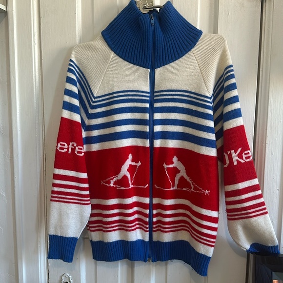 Top (O’keefe) - Picture 1 of 15